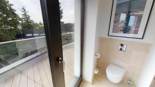 White Pearl Apartment 3.01 - image 6