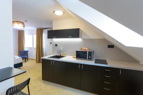 Apart hotel Golden Apartments - image 8