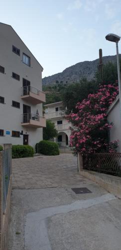  Apartmani i sobe Aria, Pension in Duće