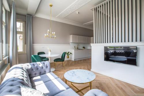 Superior Apartment