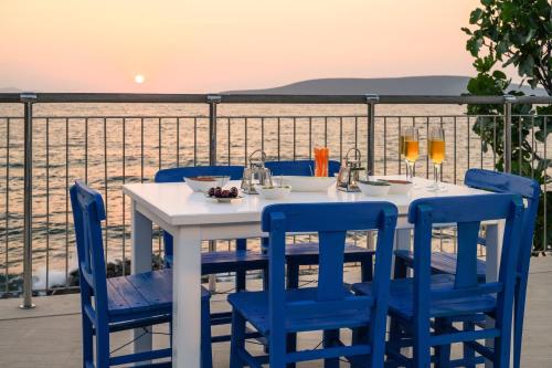 Vista, Luxury beach house, private pool, stunning sunsets, villa karpuz in Çamlik