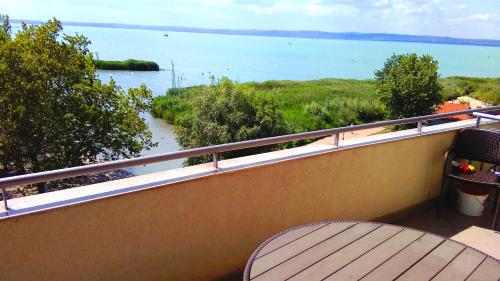  Club218 Wellness Balaton Apartman in Siófok