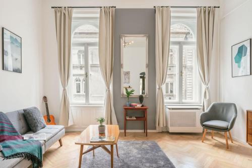 City Park Rest Apartment with Air Condition, Budapest