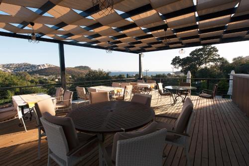 Food and beverages, Metins Gumusluk in Karakaya