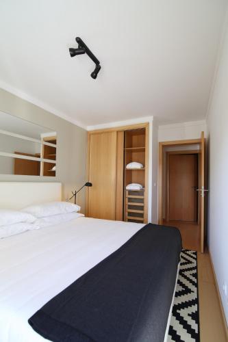 Panoramic Living - image 3