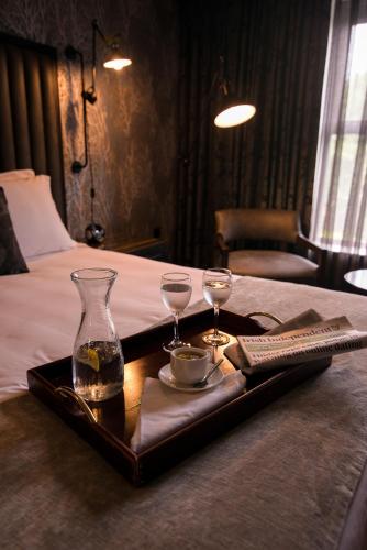The Twelve Hotel - main image