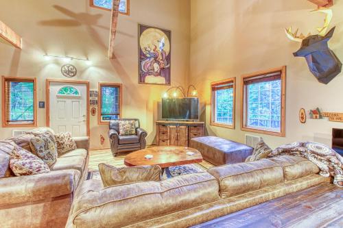Pine Breeze Lodge - image 8