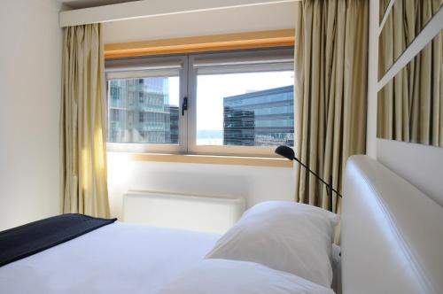 Panoramic Living - image 4