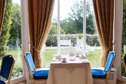 Grange Hotel - image 6