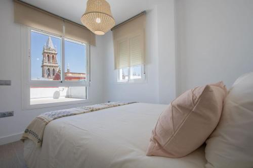 Triana Deluxe Skyview, Seville (photo 10)