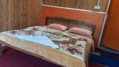 2 double beds