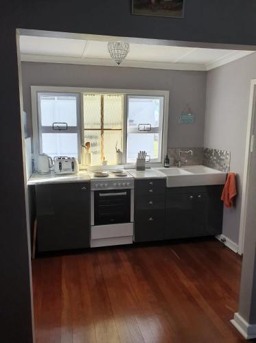 บริการและสิ่งอำนวยความสะดวก, Just Chillin in แลนซ์ลิน