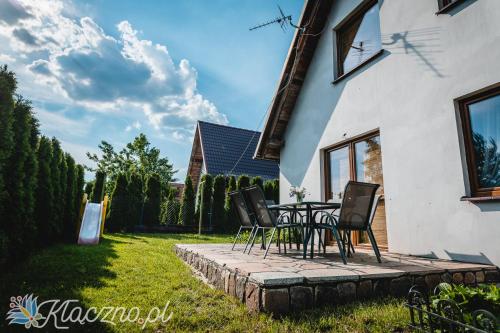 Kert, Dom Kłączno z kominkiem w okolicy lasów i jeziora (Dom Klaczno z kominkiem w okolicy lasow i jeziora) in Studzienice