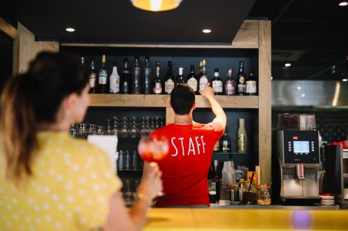 ibis Aix en Provence - image 5