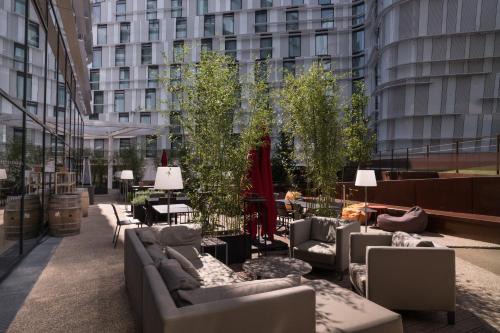 balcon/terasă, Radisson Blu CDG Airport Terminal Hotel, Paris in Paris