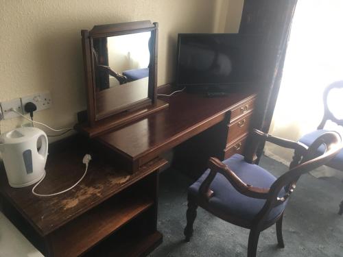 The White Hart Hotel - image 13