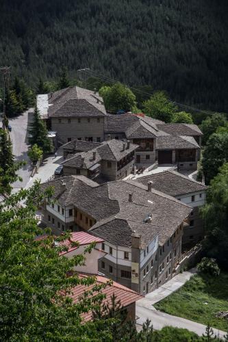 Katogi Averoff  & Winery, Pension in Metsovo bei Lávdhas