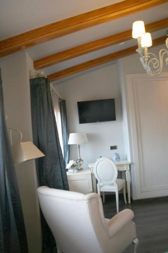 Hotel Castillo - image 2