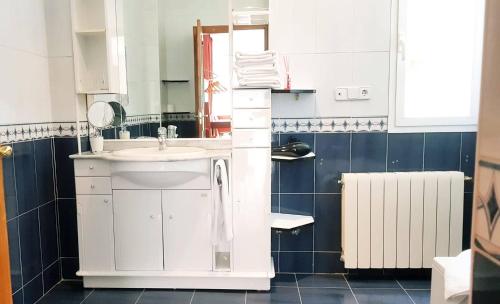 Hostal Escala Suites - image 2