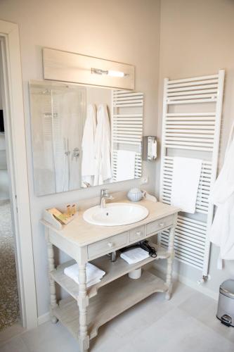 Double or Twin Room with Private Bathroom