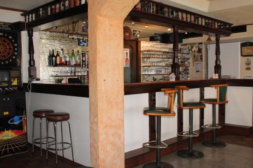 Ételek és italok, Gasthof-Cafe-Risano in Haslach An Der Muhl