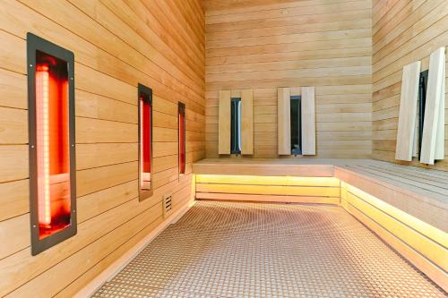 Thermia Palace Ensana Health Spa Hotel - image 13