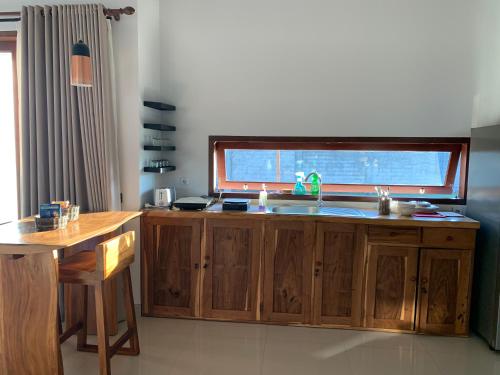 Kitchen, Villa Tiller 2 in Lingsar