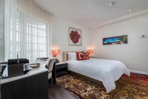 The Marlin Hotel - image 5