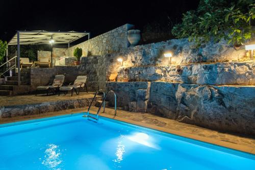 Stone Built Villa Galatia, Poolside & Perfect View