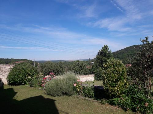 LA ROSERAIE DE ST REMY in Saint-Rémy (Burgundy)
