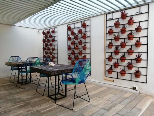 Moloch Hostel & Suites in Cancún