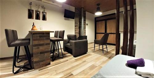 Perneia Rooms in Askas
