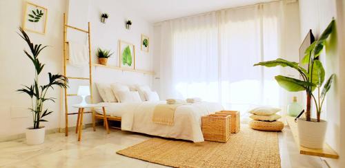 ROQUETAS BEACH HOUSE Apartamento fresco con Piscina, Almería
