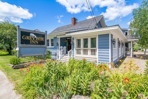 Grey Fox Inn and Resort Stowe