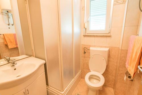Apartment Makarska 17709b - image 2