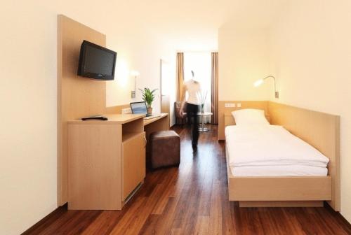 Hotel Imperial Düsseldorf Superior - Sure Collection by Best Western - image 2