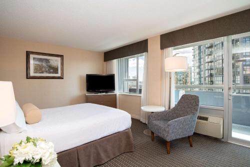 Best Western Premier Chateau Granville Hotel & Suites & Conference Centre