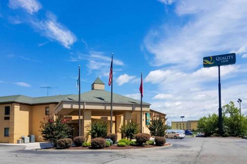 Quality Inn - Clinton Knoxville North - image 6