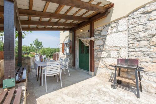 Apartment Justina-Labin-quiet place