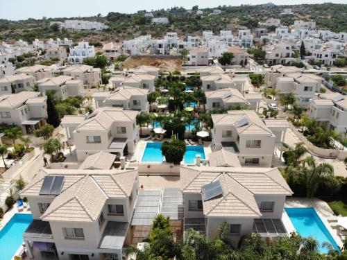Anthorina Villa 17 - image 5