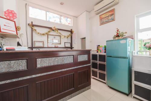 紅多茲酒店-近巴東吉姆巴丹斯蒂努爾巴亞 RedDoorz near Jembatan Siti Nurbaya Padang