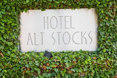 Hotel Alt Stocks