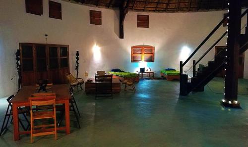 Felles stue/TV-område, Le Papayer Écolodge (Le Papayer Ecolodge) in Kafountine