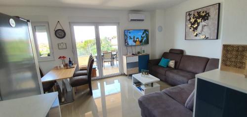  Sunset Apartment in Mandre