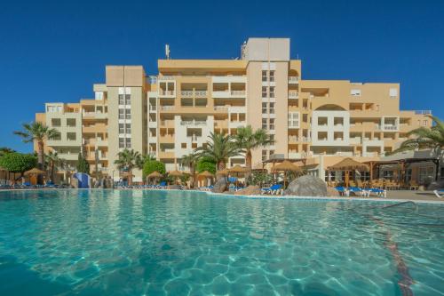APARTAMENTOS MAR Y GOLF - image 13
