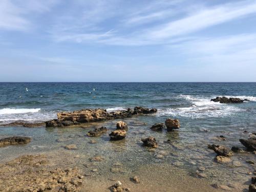 Phaedrus Living: Seaside Luxury Villa Anafi