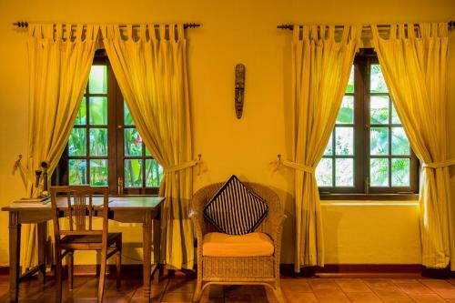 Old Harbour Hotel – Cochin, NE