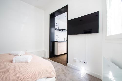 Dreamyflat - Eiffel tower - image 6