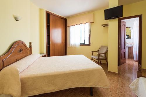 Hostal O Camouco - image 9