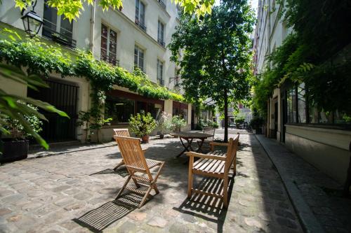 Dreamyflat - Bastille - image 11